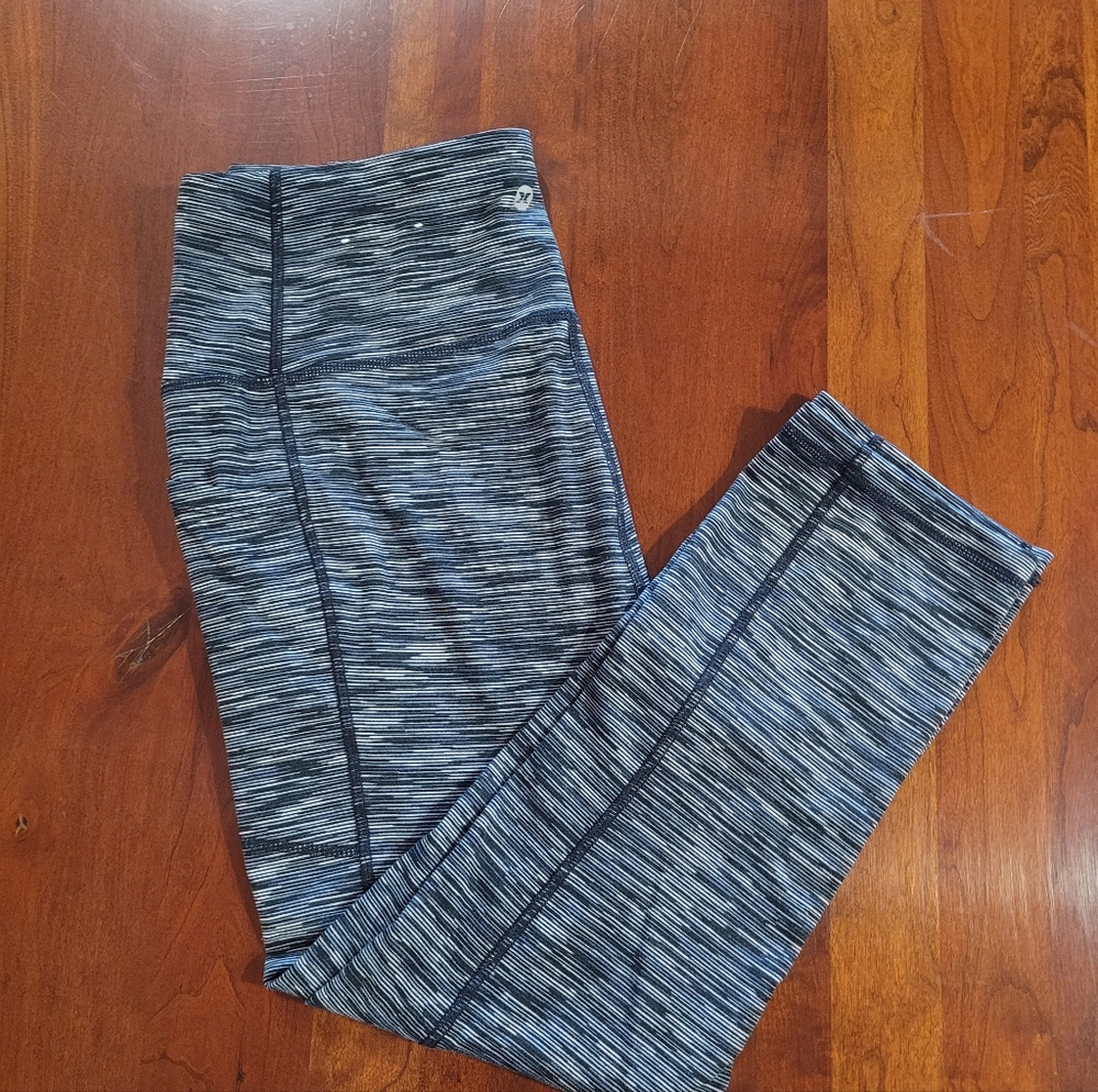 RBX Yoga Pants Size M Blk. and Wht.